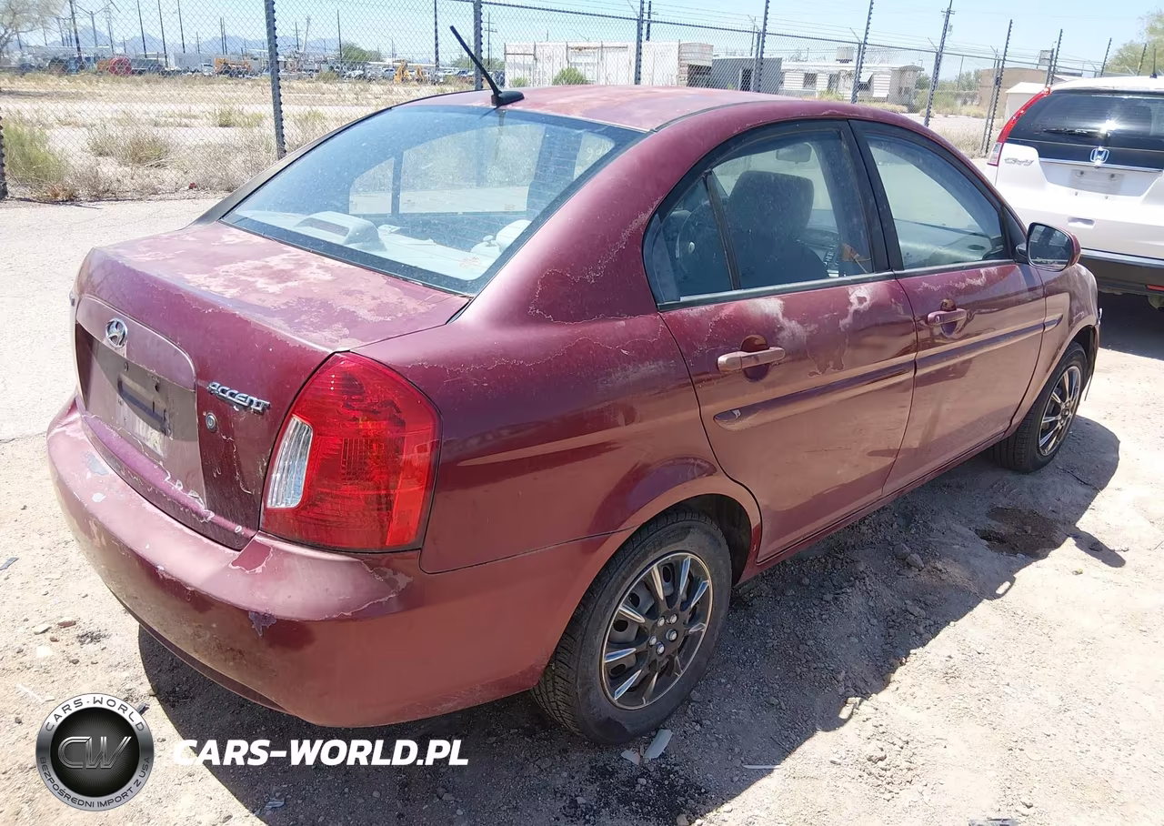 2011 Hyundai Accent Gls VIN:KMHCN4AC6BU598813 - 4