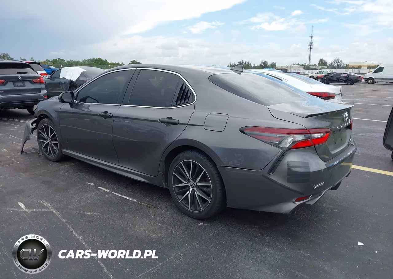 2021 Toyota Camry Se VIN:4T1G11AK4MU567372 - 3