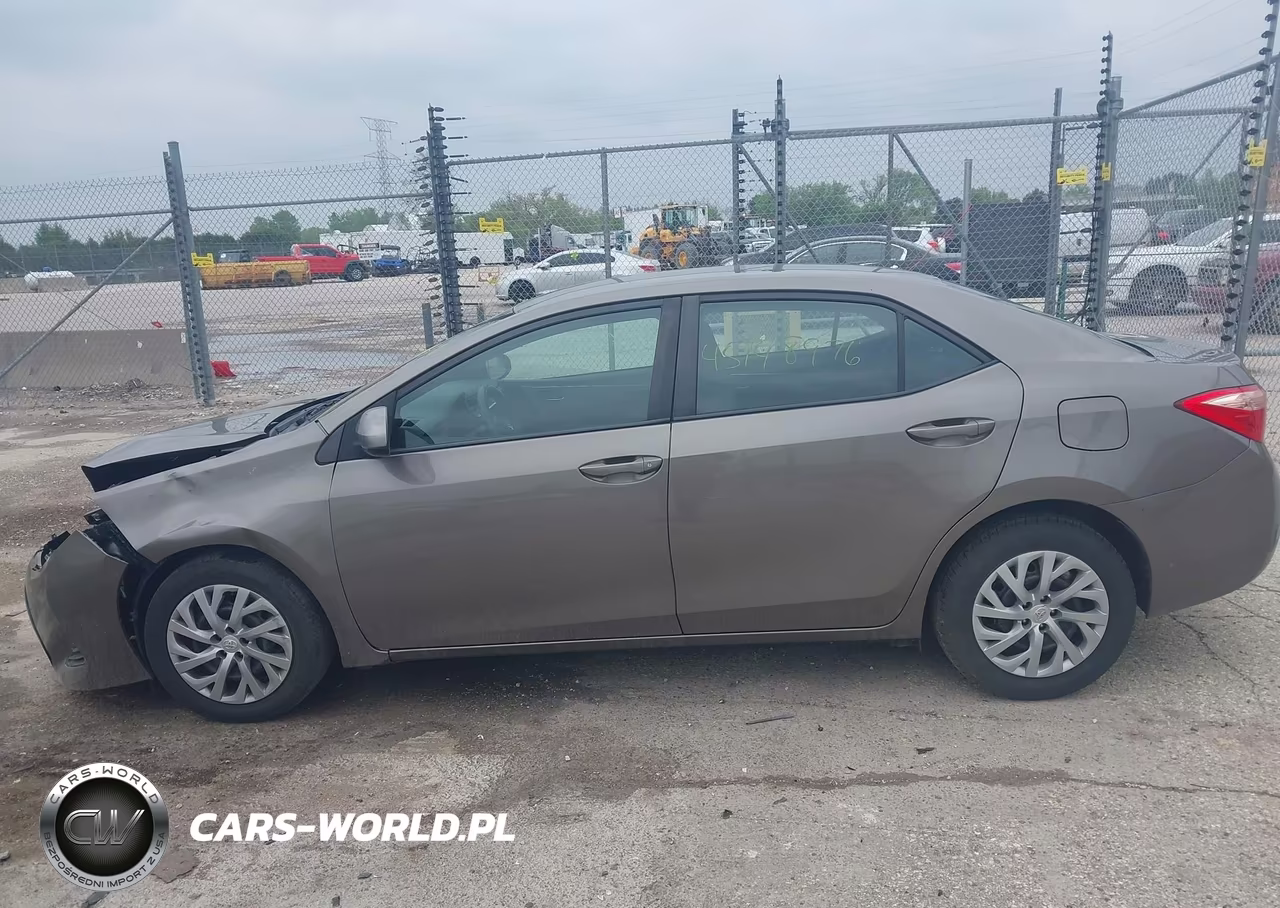 2019 Toyota Corolla Le VIN:2T1BURHE9KC186888 - 14