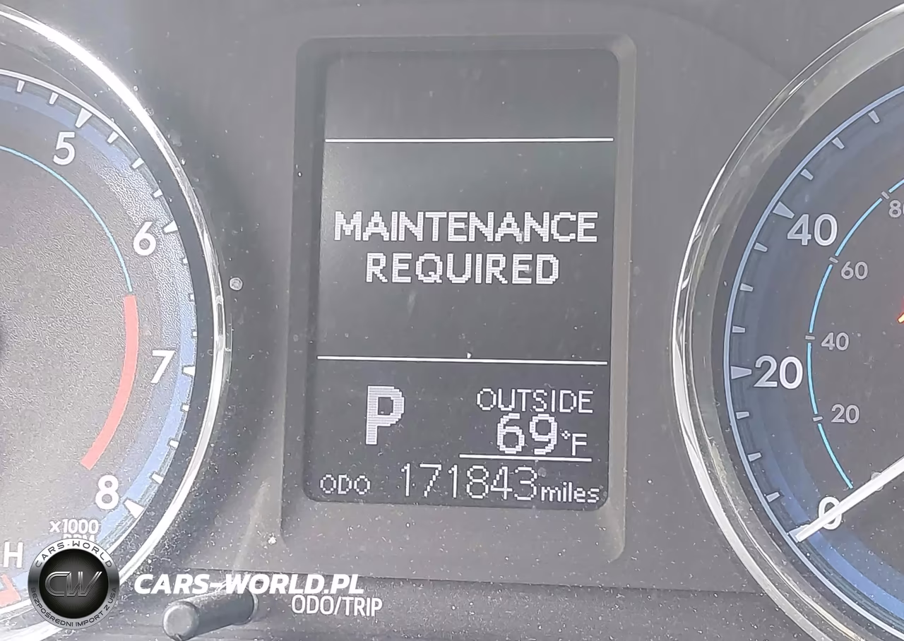 2019 Toyota Corolla Le VIN:2T1BURHE9KC186888 - 15