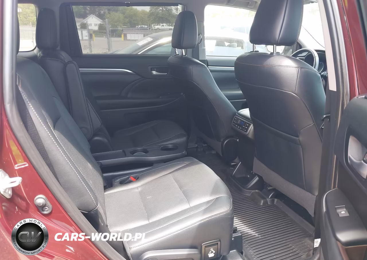 2019 Toyota Highlander Limited Platinum VIN:5TDDZRFH4KS967638 - 8