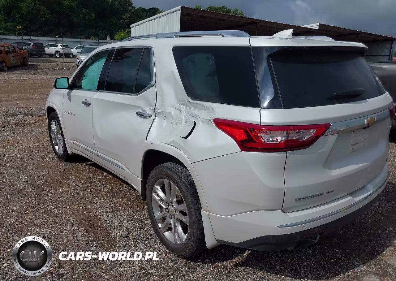 2019 Chevrolet Traverse High Country VIN:1GNEVJKW2KJ183906 - 3