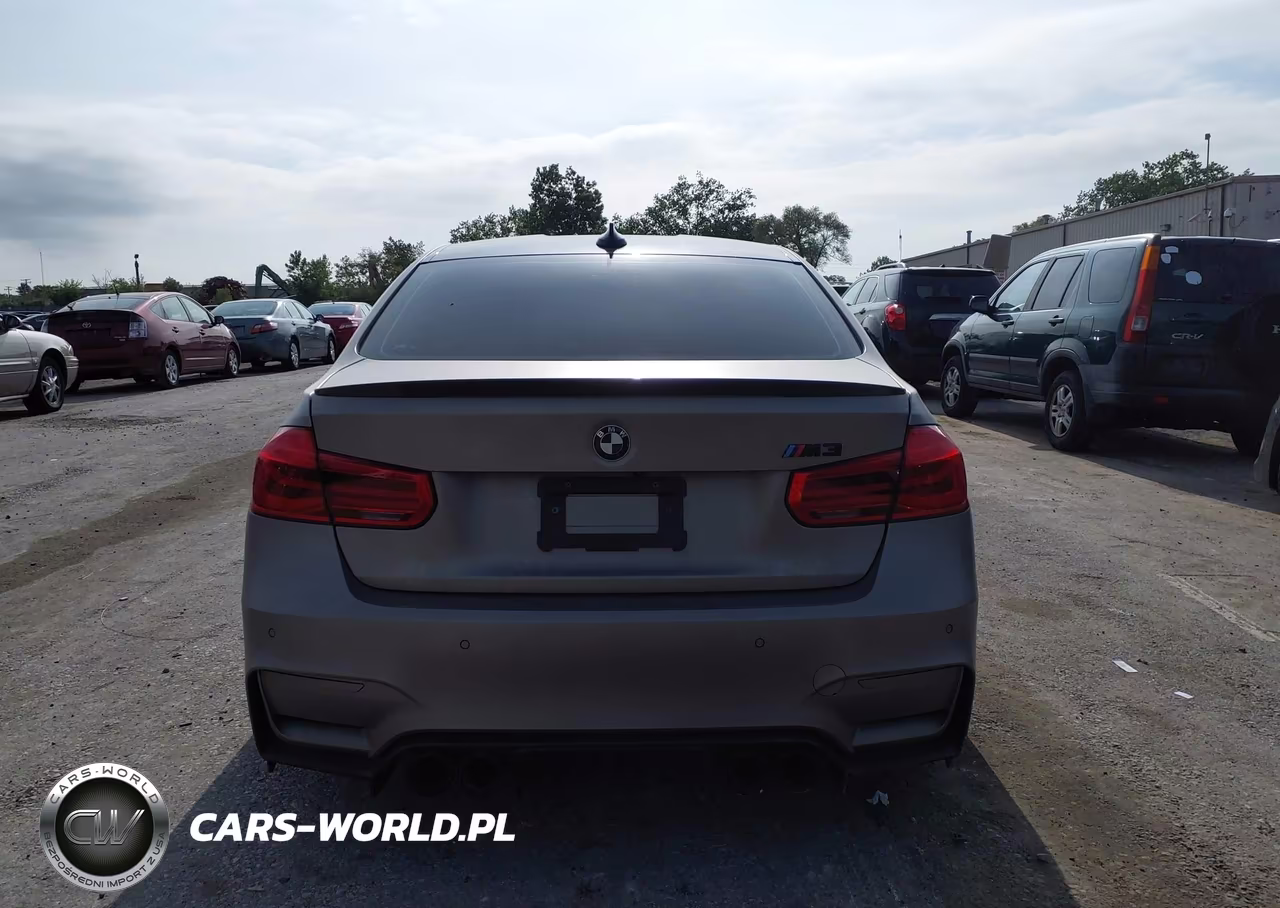 2018 BMW M3 VIN:WBS8M9C59J5L00961 - 17