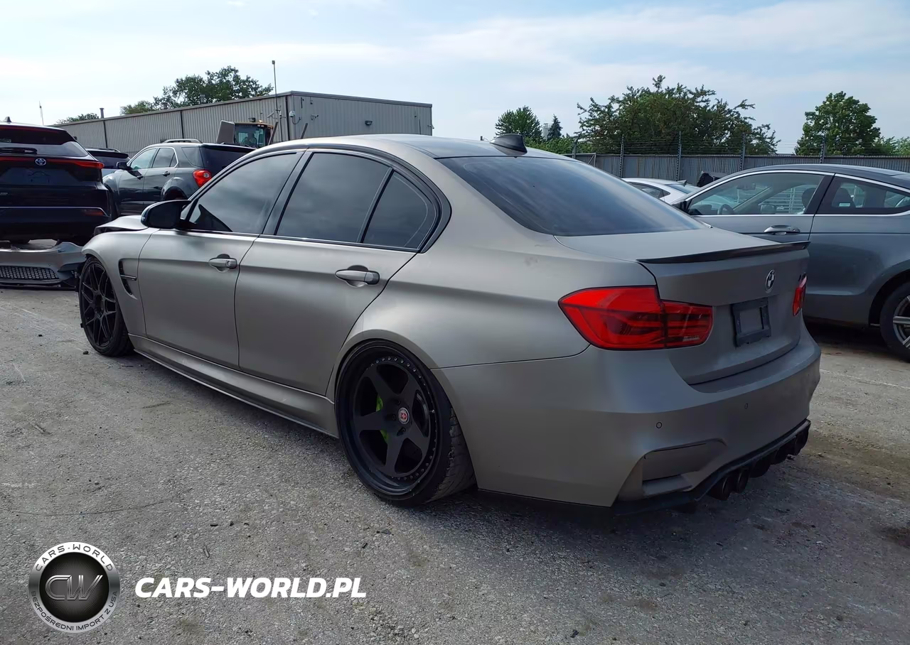 2018 BMW M3 VIN:WBS8M9C59J5L00961 - 3