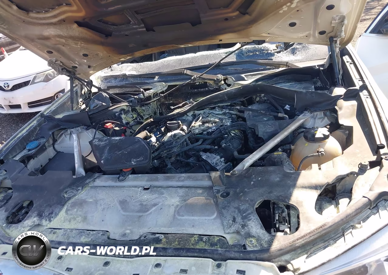 2019 BMW X4 xDrive30I VIN:5UXUJ3C50KLG52773 - 10