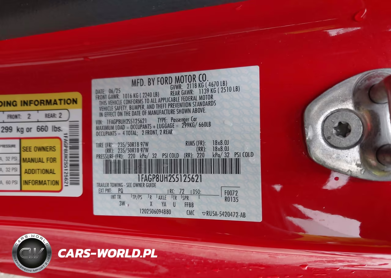 2025 Ford Mustang Ecoboost Premium VIN:1FAGP8UH2S5125621 - 9