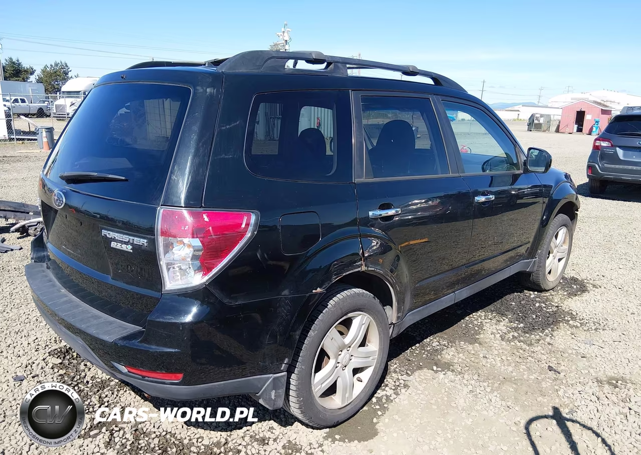 2010 Subaru Forester 2.5X Premium VIN:JF2SH6CC6AH904403 - 4