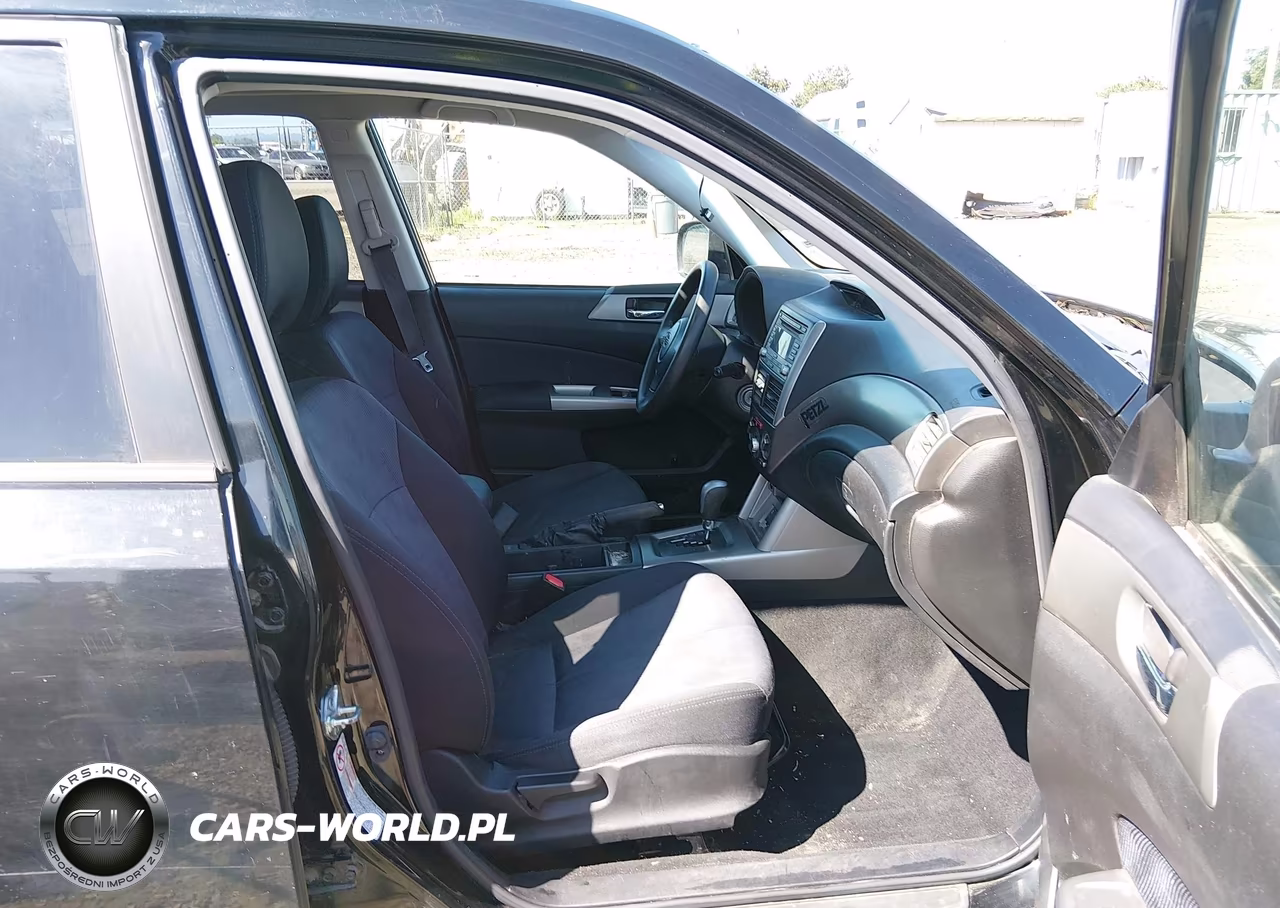 2010 Subaru Forester 2.5X Premium VIN:JF2SH6CC6AH904403 - 5