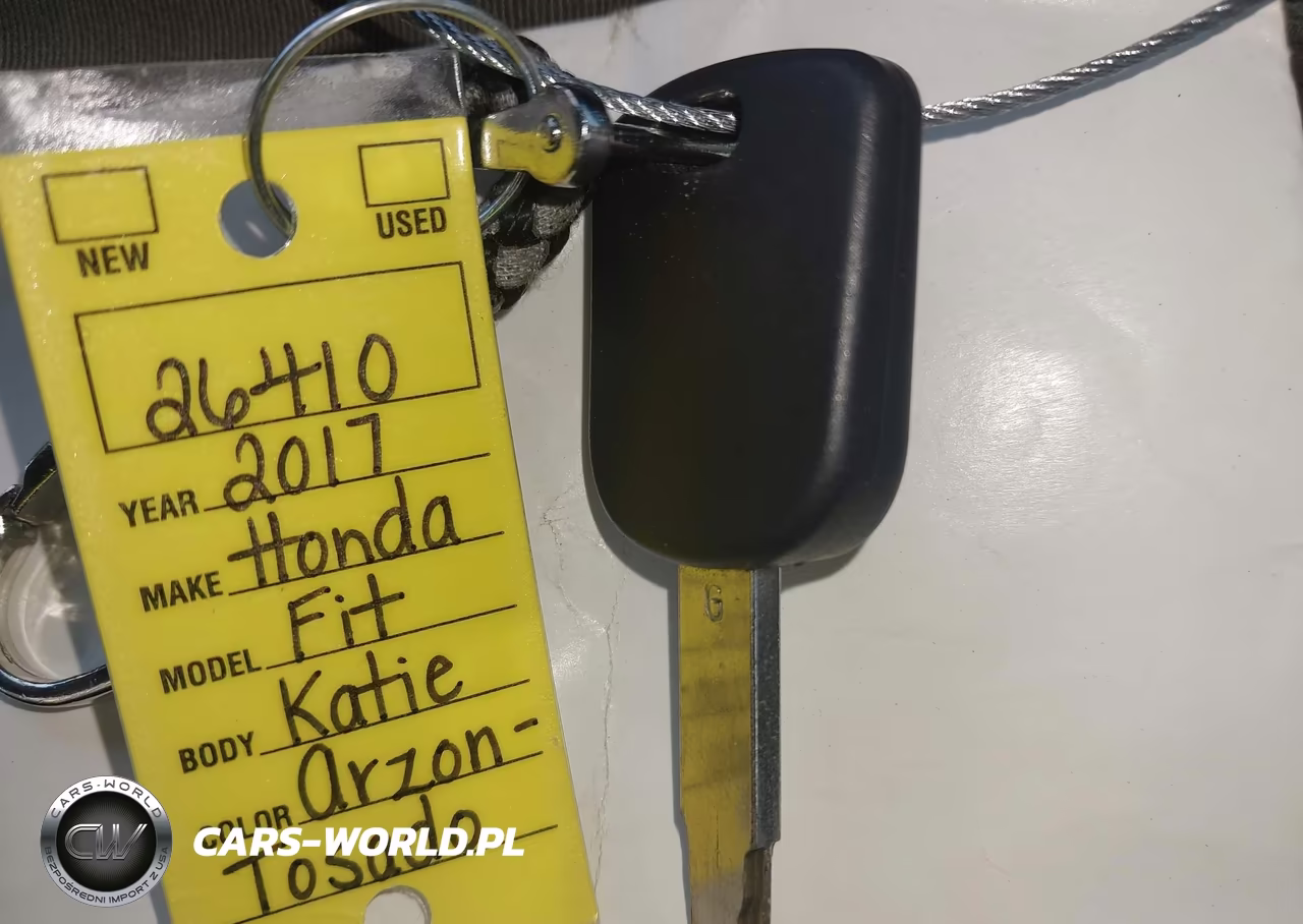 2017 Honda Fit Lx VIN:JHMGK5H59HS010773 - 11