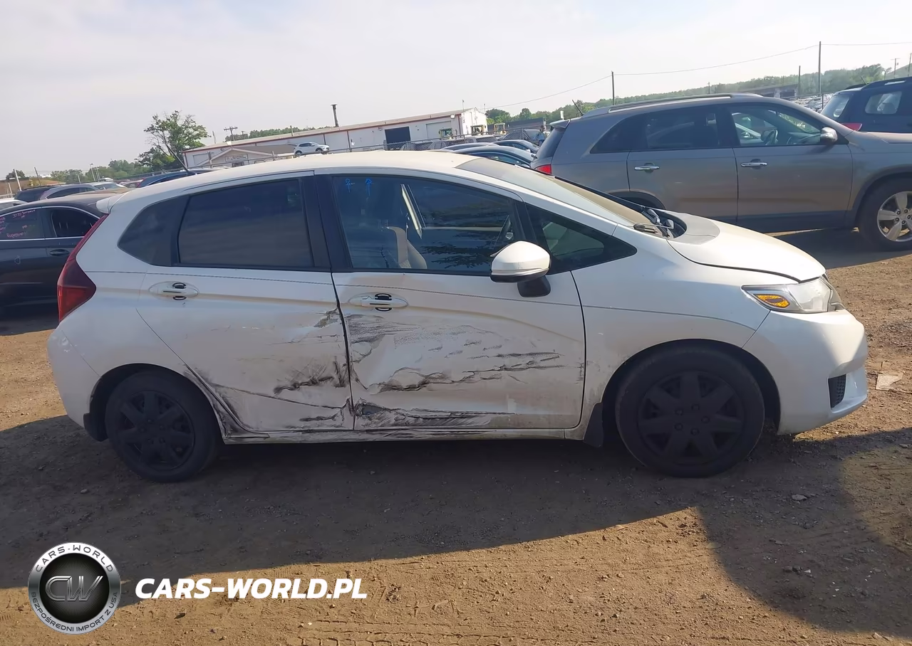 2017 Honda Fit Lx VIN:JHMGK5H59HS010773 - 13