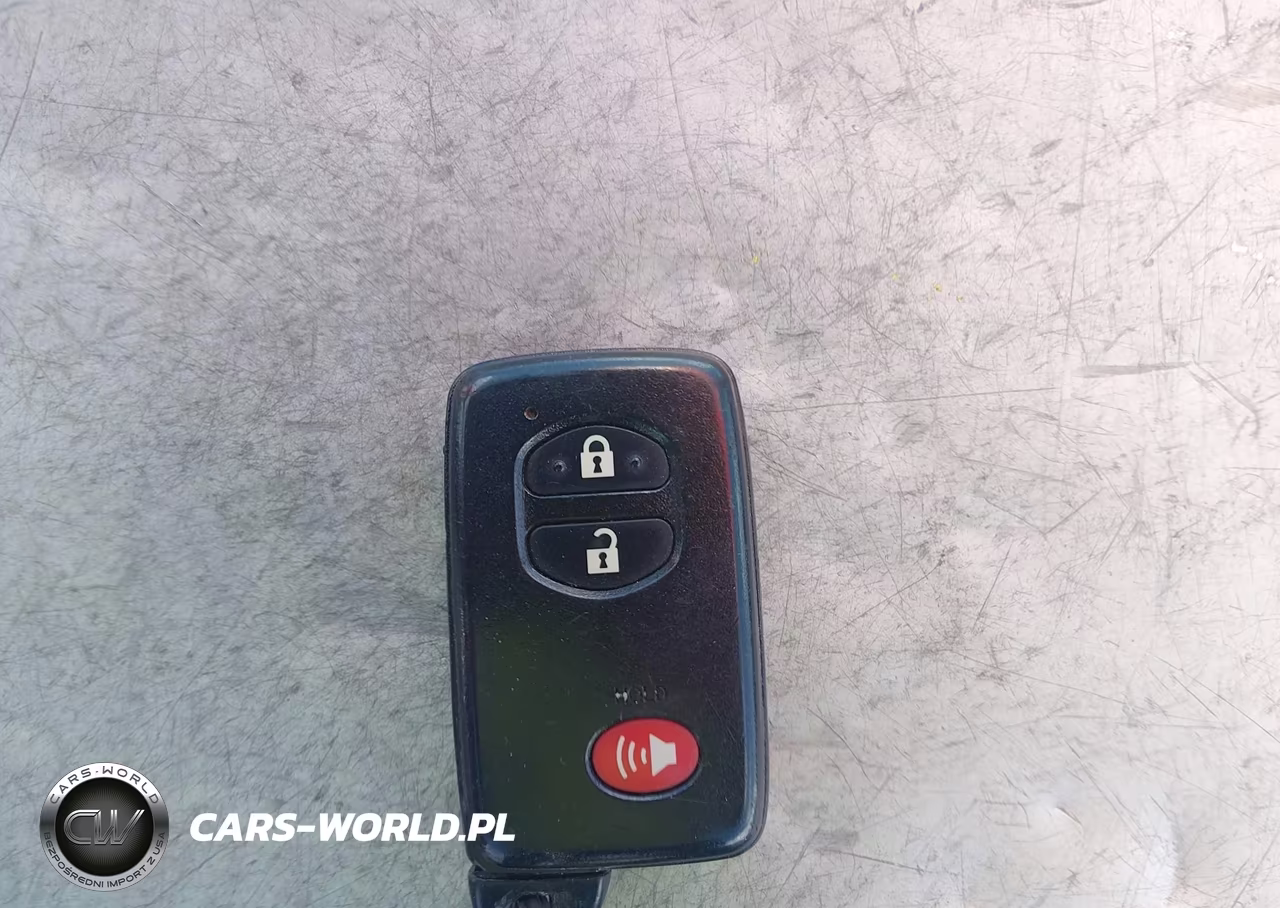 2014 Toyota Prius V Three VIN:JTDZN3EUXEJ006816 - 11