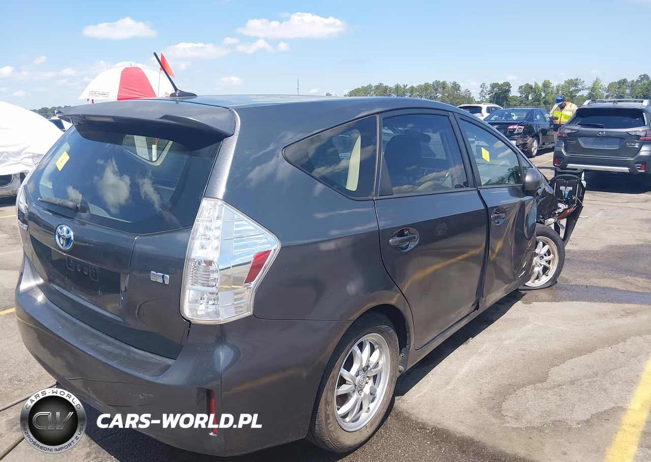 2014 Toyota Prius V Three VIN:JTDZN3EUXEJ006816 - 4