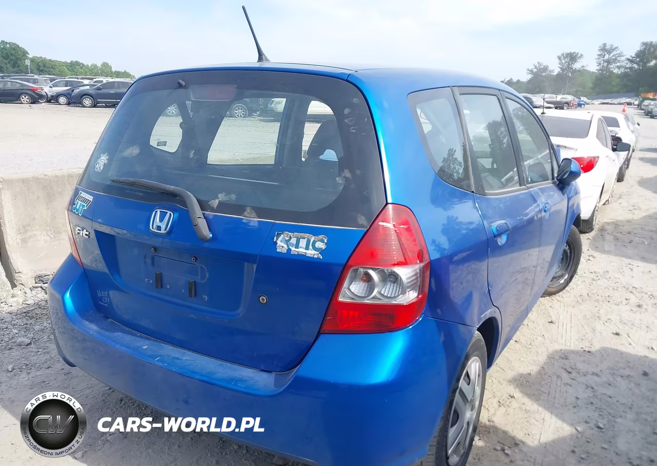 2008 Honda Fit VIN:JHMGD37468S006865 - 4