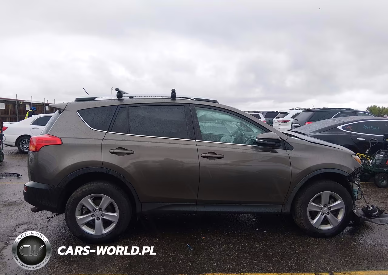 2014 Toyota Rav4 Xle VIN:2T3RFREVXEW195459 - 14