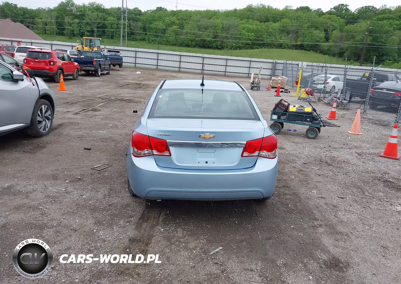 2012 Chevrolet Cruze Ls VIN:1G1PC5SH2C7241827 - 17