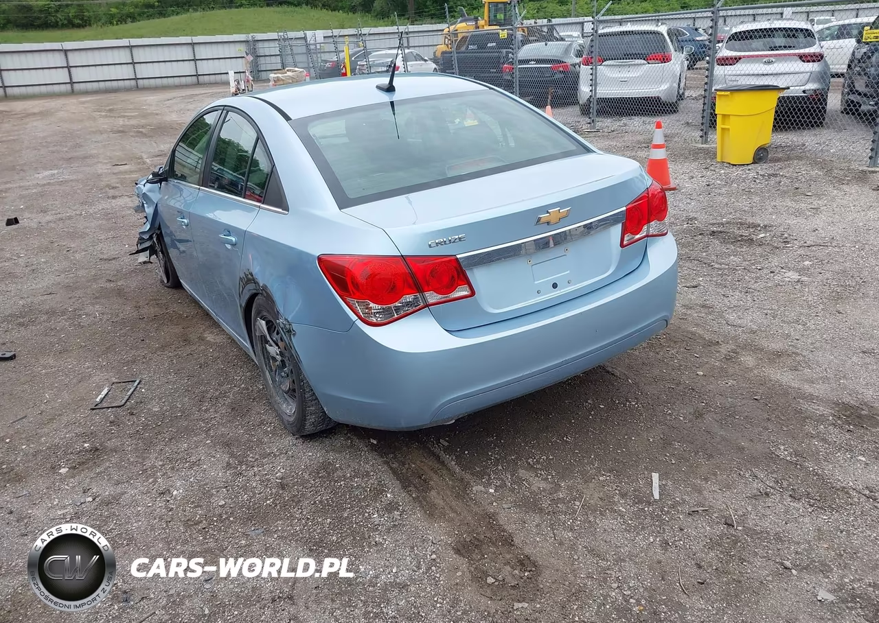 2012 Chevrolet Cruze Ls VIN:1G1PC5SH2C7241827 - 3