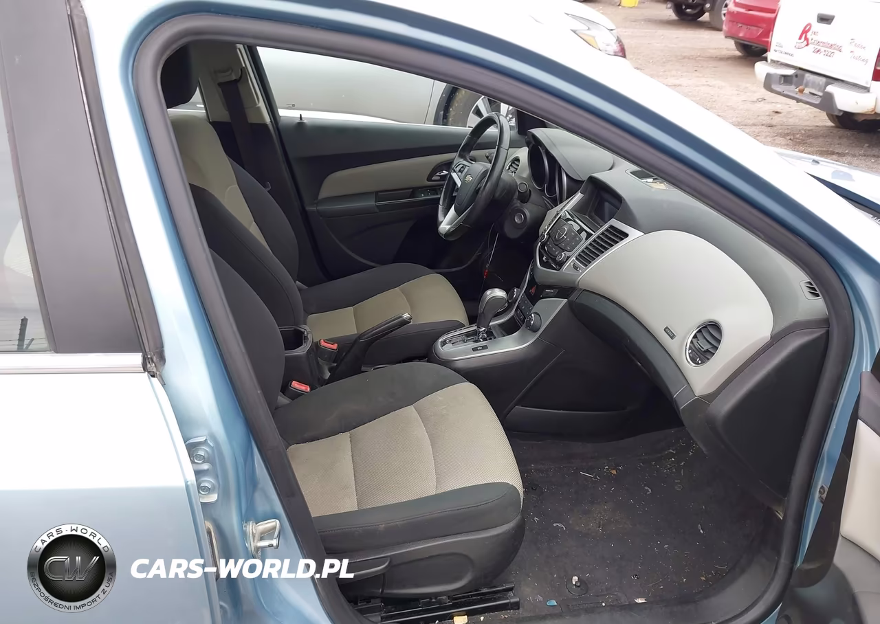 2012 Chevrolet Cruze Ls VIN:1G1PC5SH2C7241827 - 5