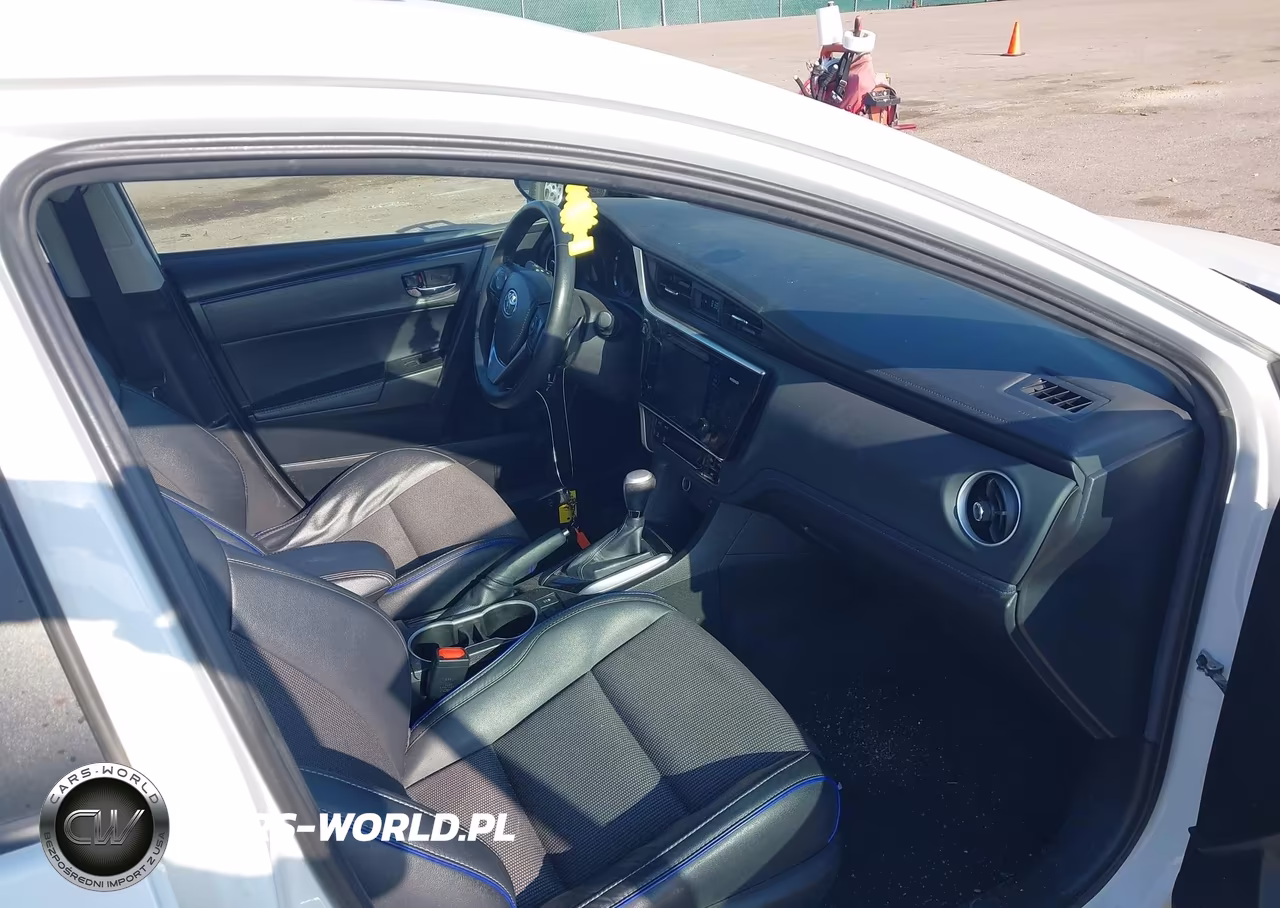 2017 Toyota Corolla Se VIN:5YFBURHEXHP640087 - 5