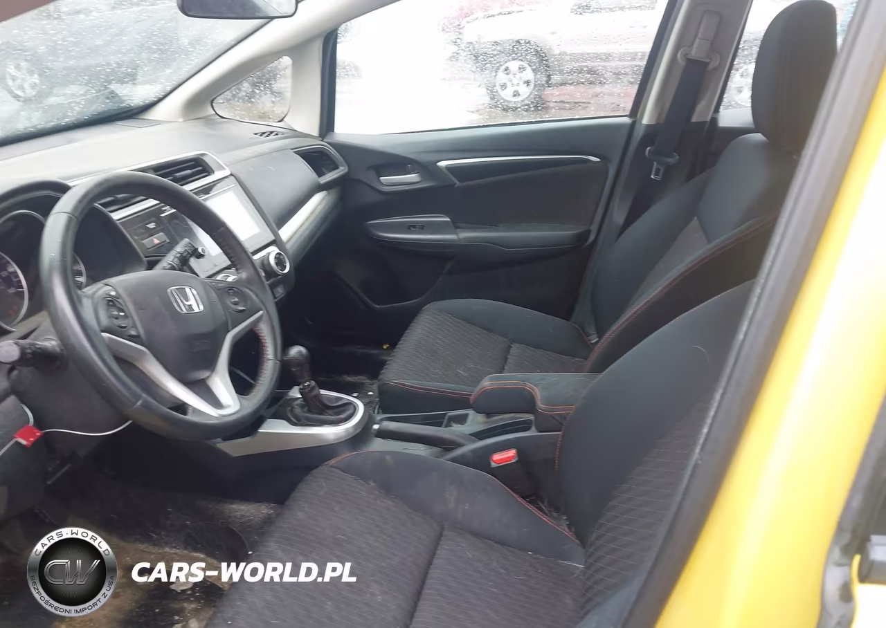 2018 Honda Fit Sport VIN:3HGGK5G63JM732462 - 5