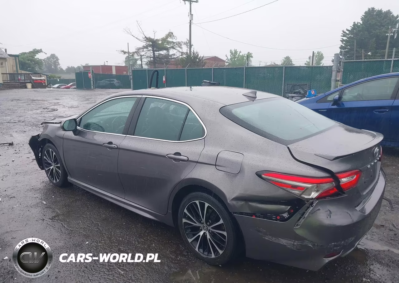 2019 Toyota Camry Se VIN:4T1B11HKXKU802743 - 3
