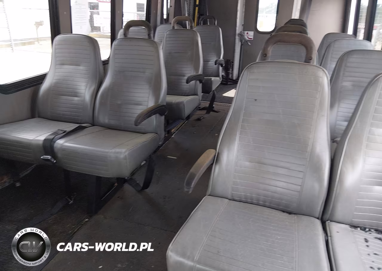 2013 Ford E-450 Cutaway VIN:1FDFE4FS9DDA02853 - 7