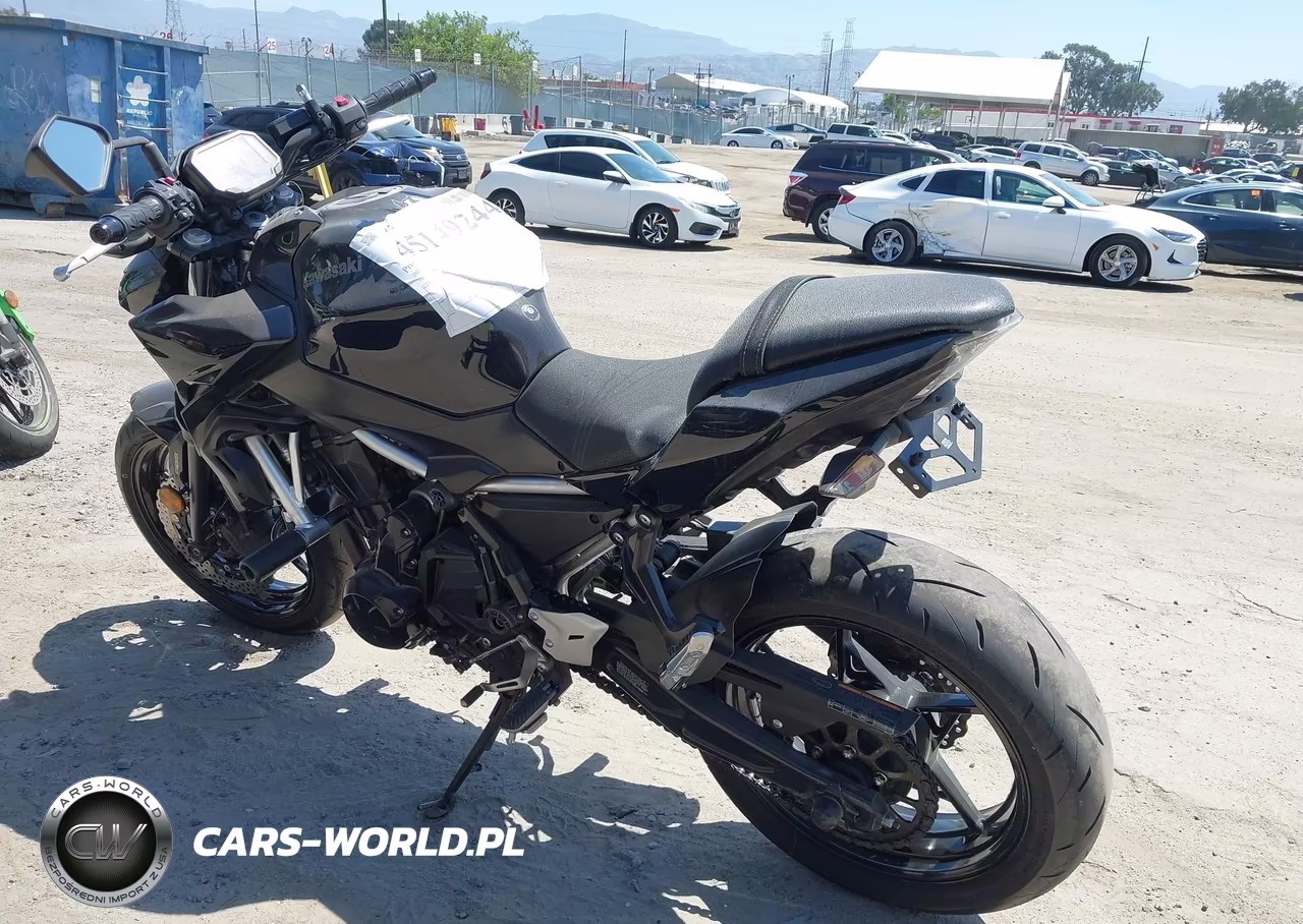2020 Kawasaki Er650 K VIN:ML5EREK10LDA18460 - 3