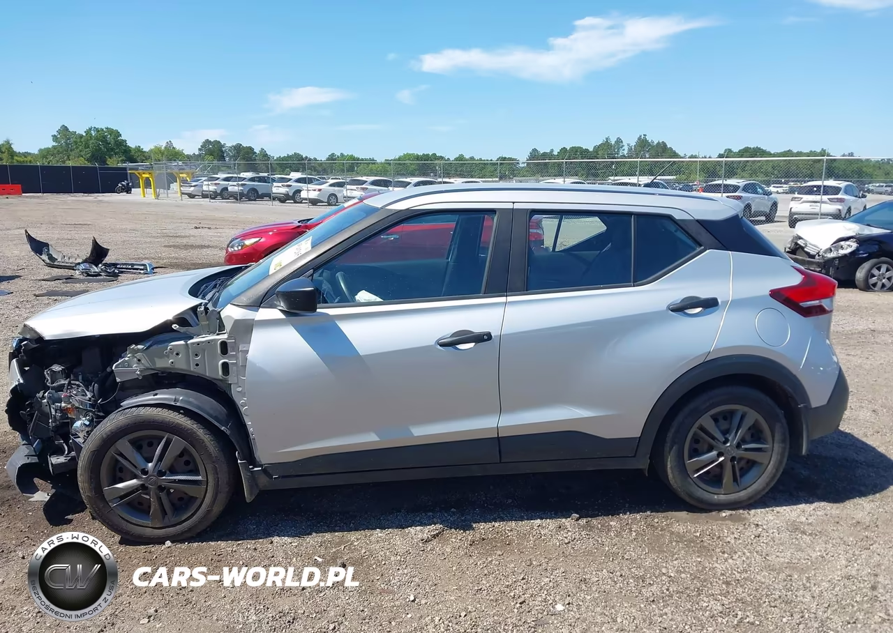 2020 Nissan Kicks S VIN:3N1CP5BV6LL515545 - 15