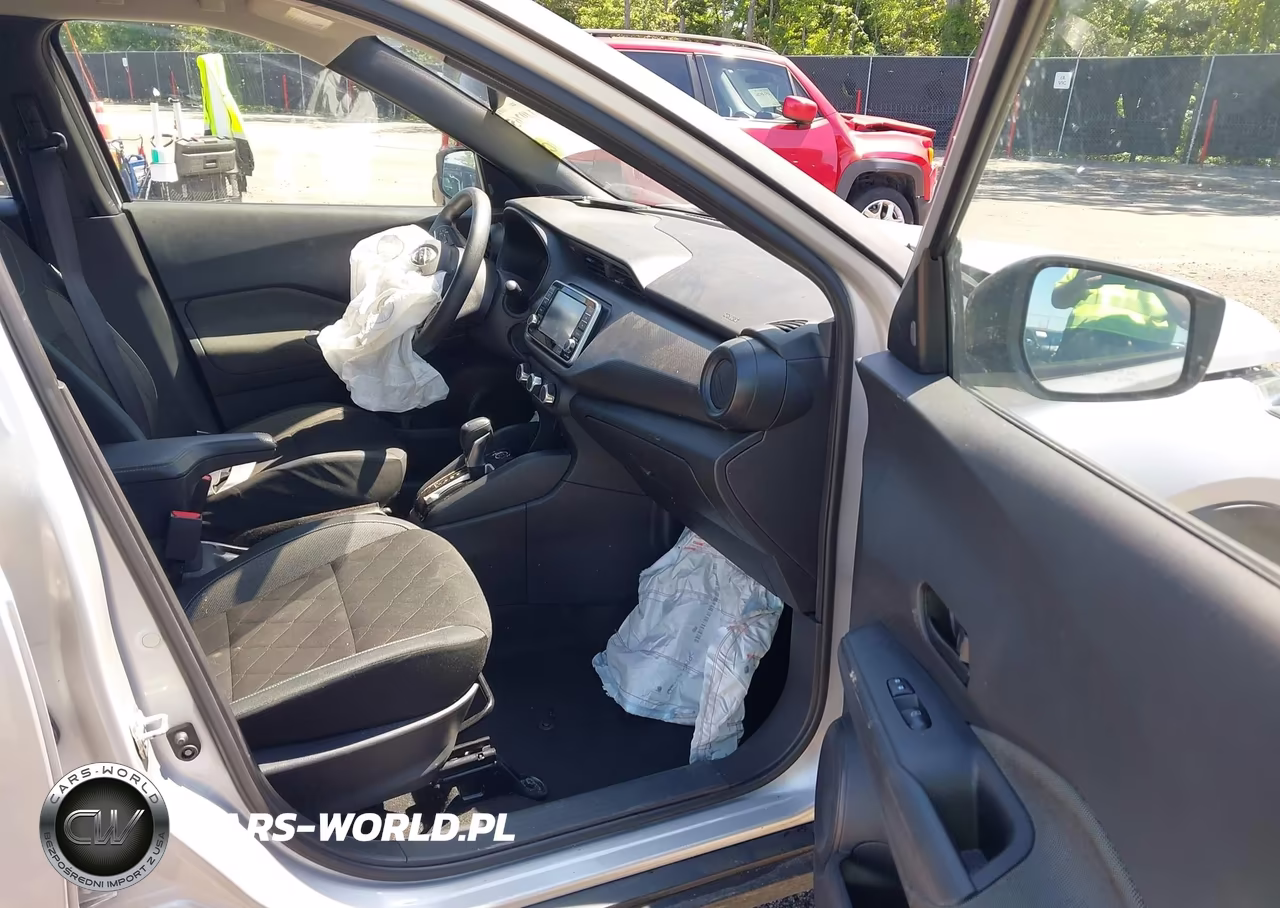 2020 Nissan Kicks S VIN:3N1CP5BV6LL515545 - 5