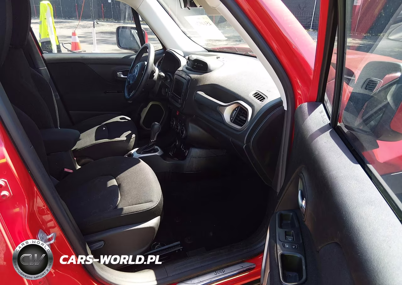 2015 Jeep Renegade Latitude VIN:ZACCJBBTXFPB29847 - 5