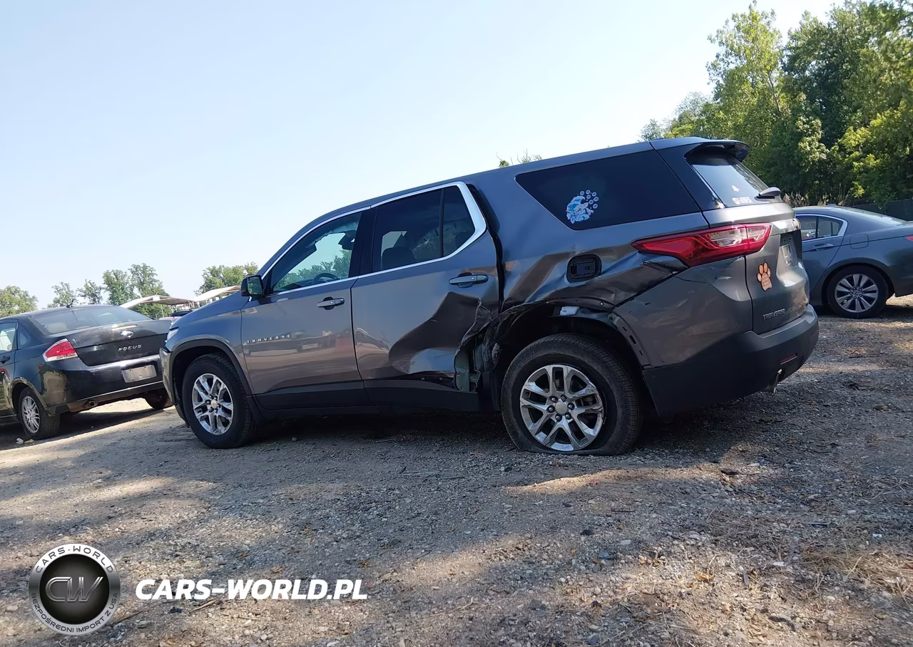 2020 Chevrolet Traverse Fwd Ls VIN:1GNERFKW8LJ145888 - 14