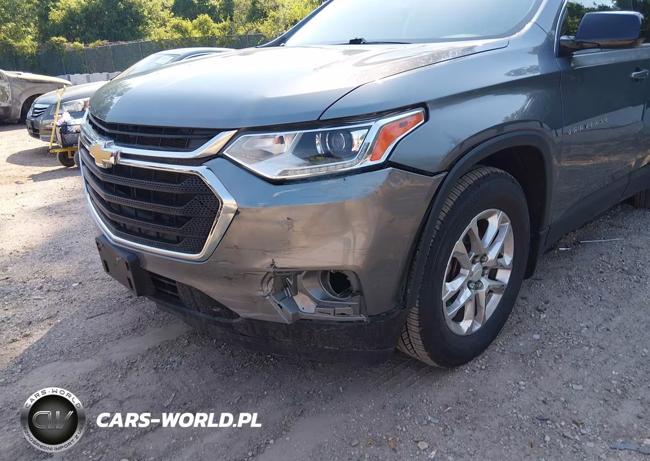 2020 Chevrolet Traverse Fwd Ls VIN:1GNERFKW8LJ145888 - 17