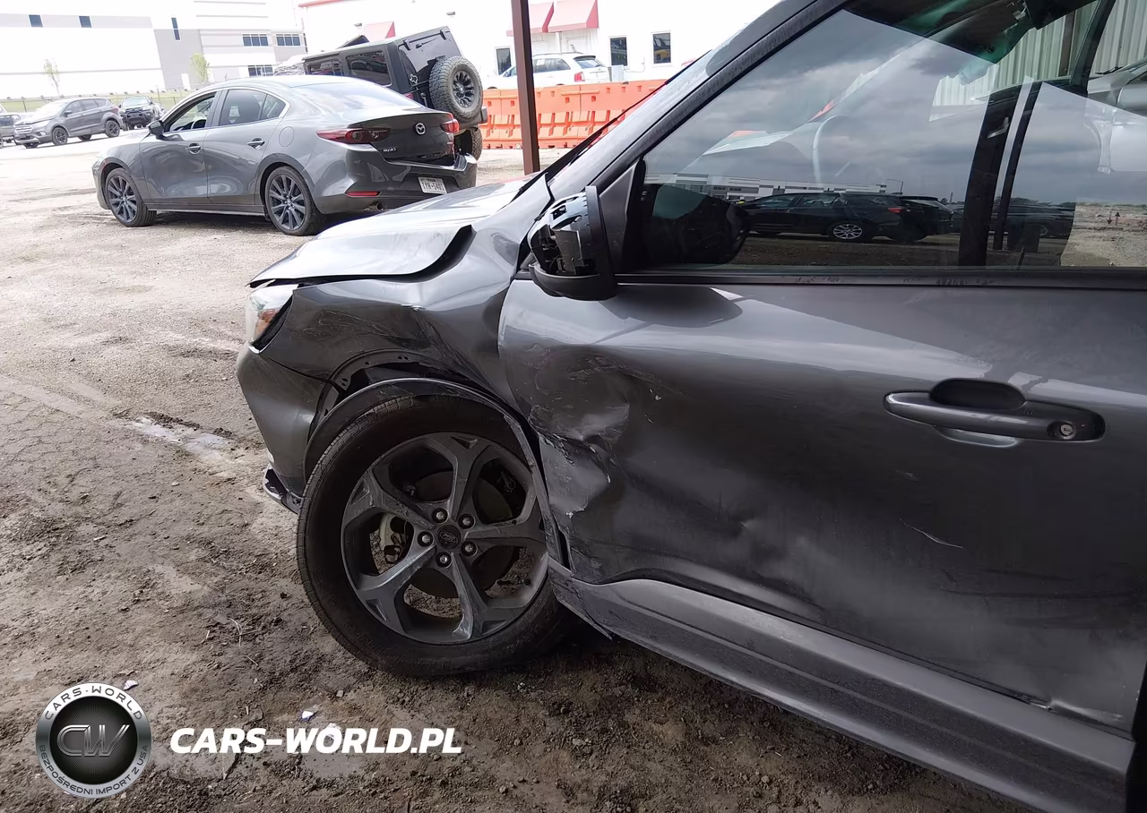 2024 Ford Escape St-Line VIN:1FMCU9MN4RUA44306 - 6