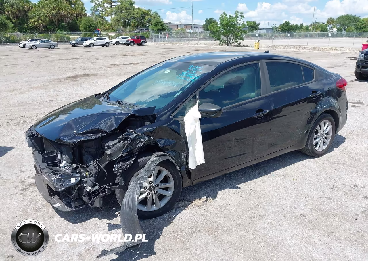 2017 Kia Forte Lx VIN:3KPFL4A7XHE125997 - 2