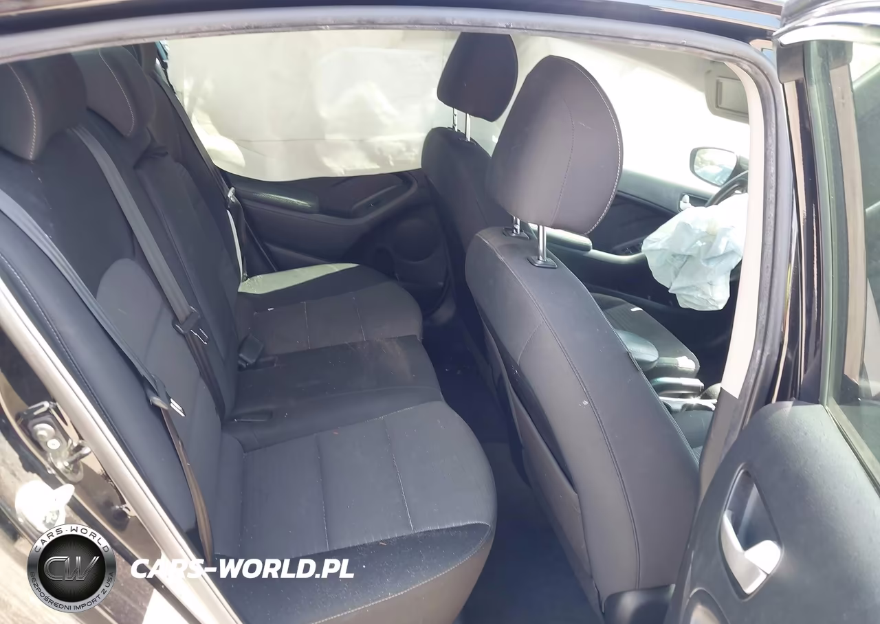 2017 Kia Forte Lx VIN:3KPFL4A7XHE125997 - 8