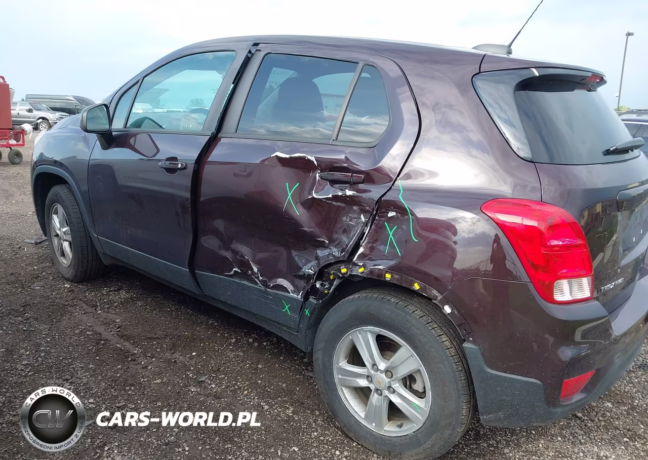 2021 Chevrolet Trax Awd Ls VIN:KL7CJNSB3MB346637 - 3