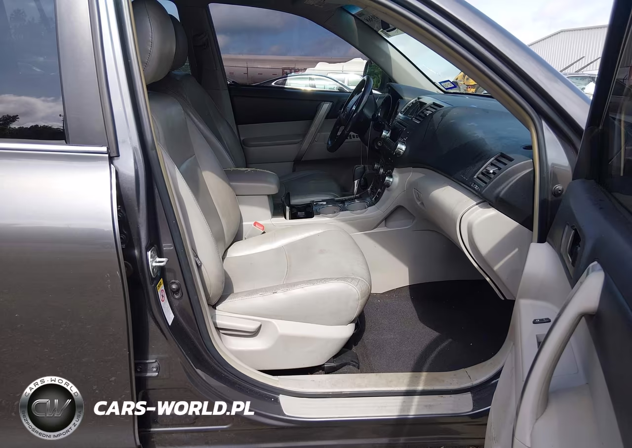 2011 Toyota Highlander Se V6 VIN:5TDZK3EH1BS030383 - 5