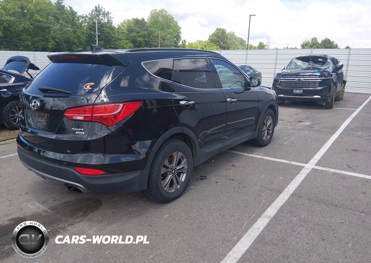 2016 Hyundai Santa Fe Sport 2.4L VIN:5XYZUDLB4GG379556 - 4