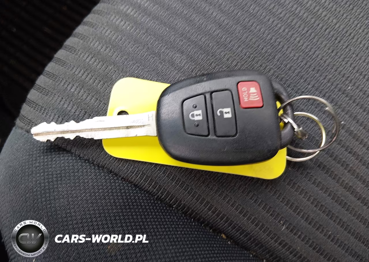 2018 Toyota Rav4 Le VIN:JTMZFREV0JJ207725 - 11