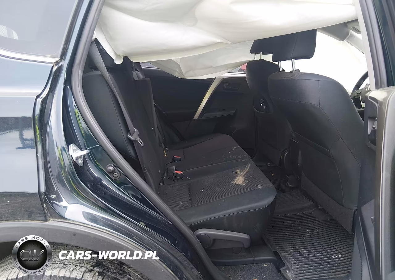 2018 Toyota Rav4 Le VIN:JTMZFREV0JJ207725 - 8