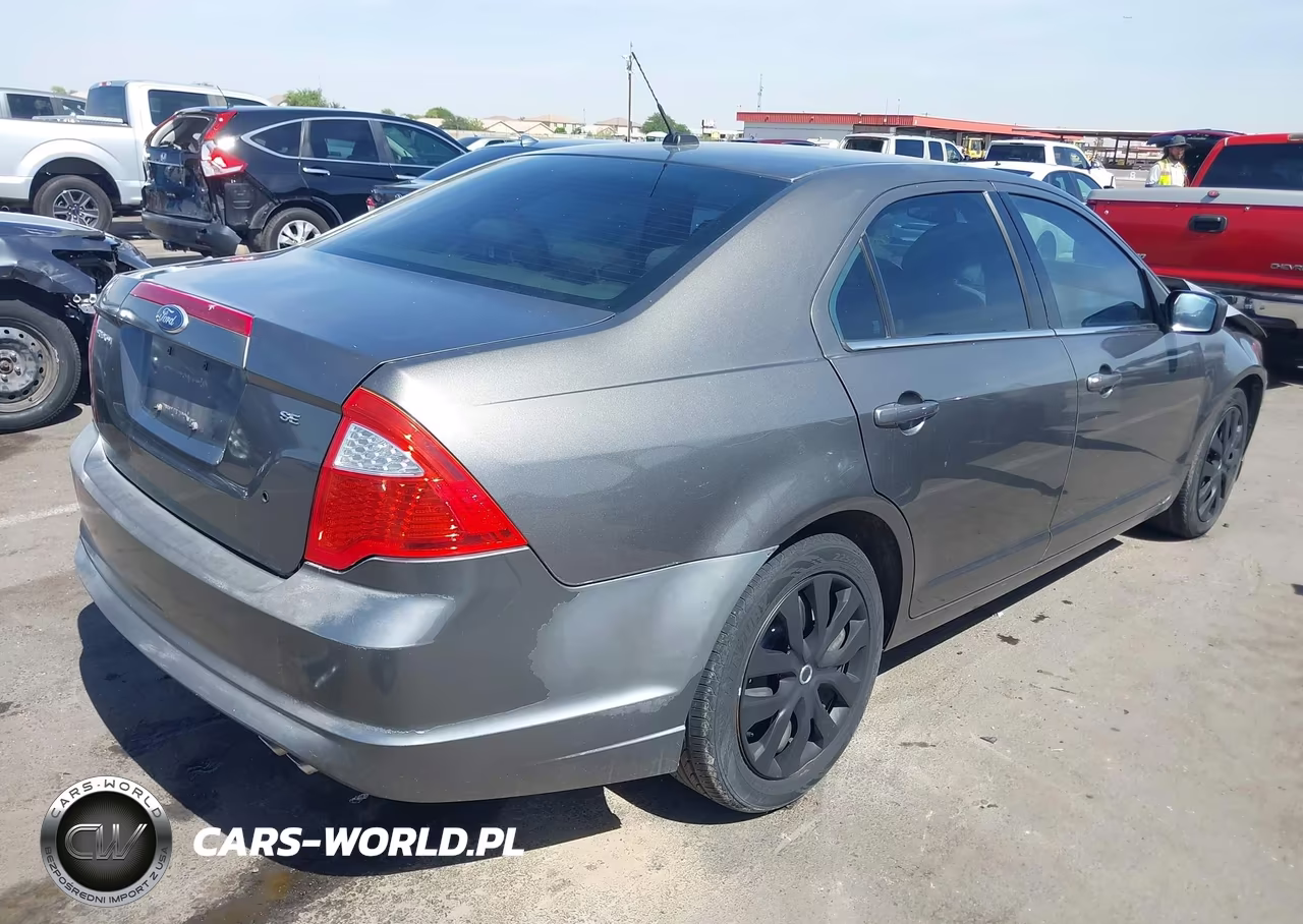 2010 Ford Fusion Se VIN:3FAHP0HA4AR373660 - 4