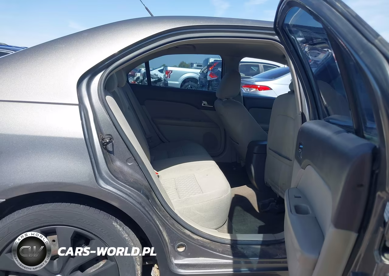 2010 Ford Fusion Se VIN:3FAHP0HA4AR373660 - 8