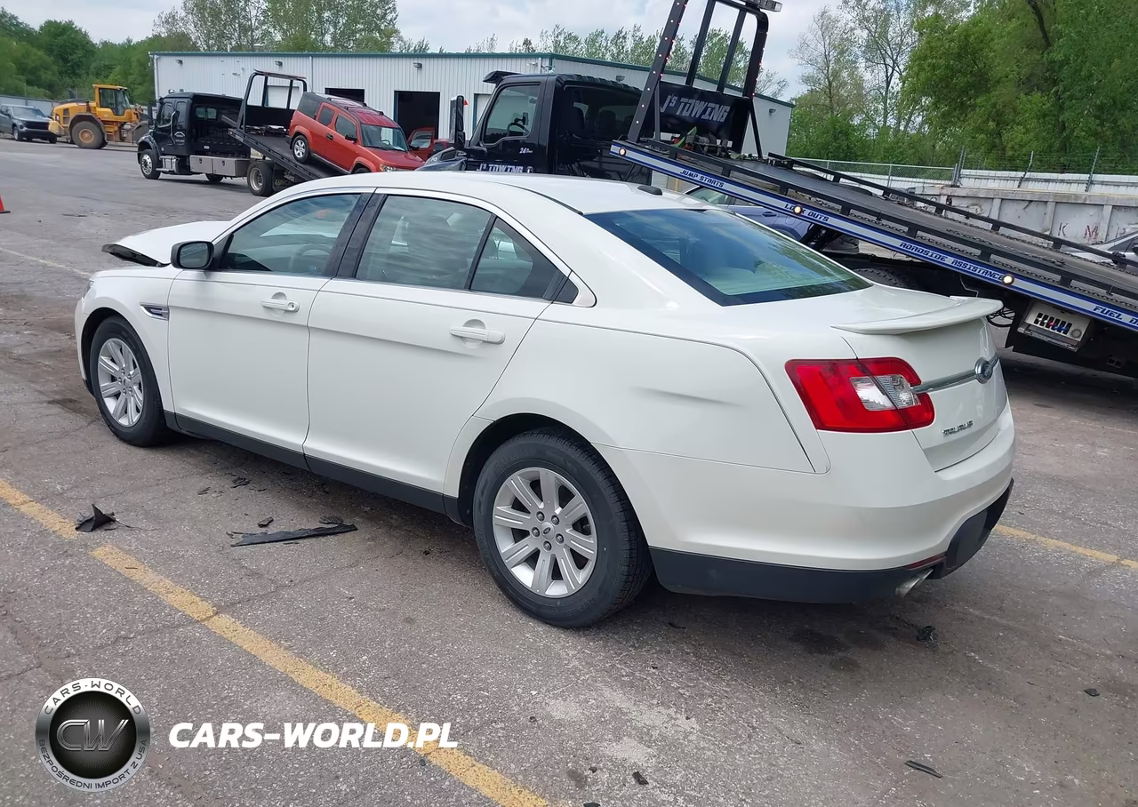 2010 Ford Taurus Se VIN:1FAHP2DW8AG116120 - 3