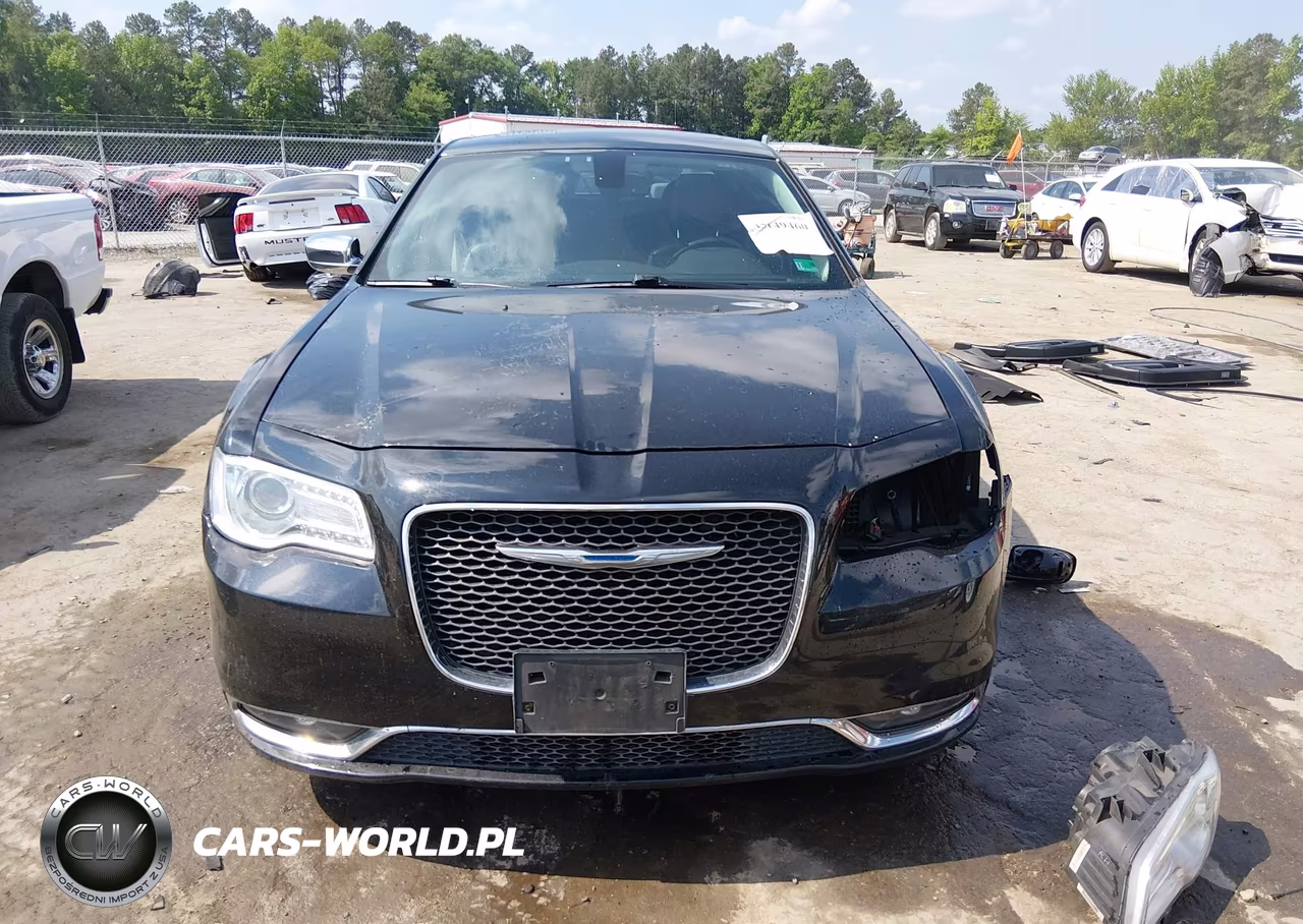 2017 Chrysler 300C VIN:2C3CCAEG3HH549834 - 13