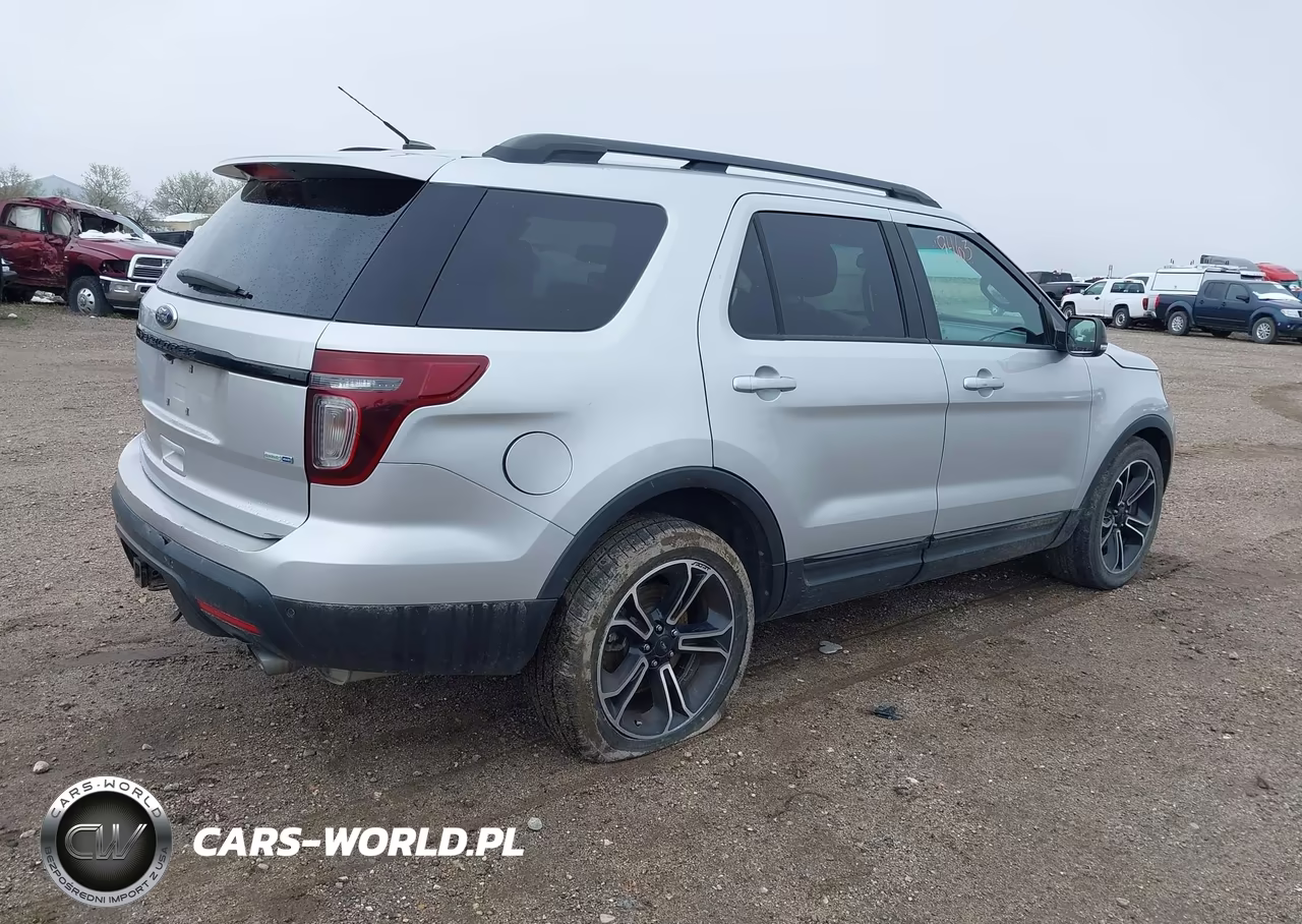 2015 Ford Explorer Sport VIN:1FM5K8GT0FGA07282 - 4
