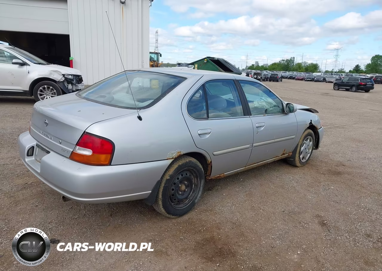 1999 Nissan Altima Gle-Gxe-Se-Se-L-Xe VIN:1N4DL01D2XC216764 - 4