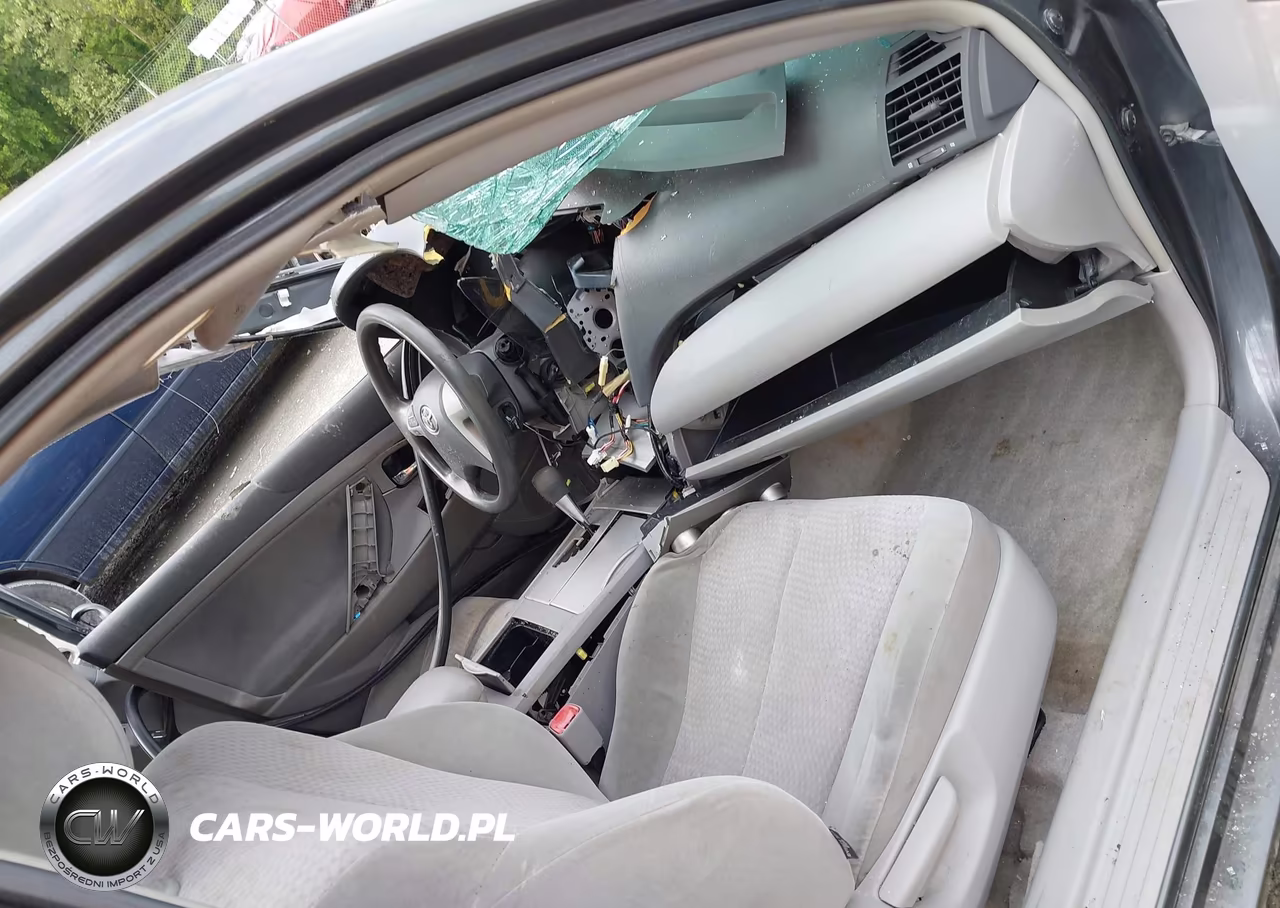 2010 Toyota Camry Le VIN:4T1BF3EK1AU043870 - 5