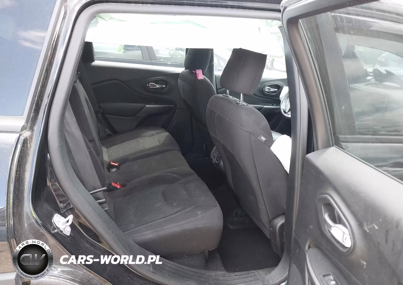2021 Jeep Cherokee Latitude Fwd VIN:1C4PJLCB8MD114966 - 8
