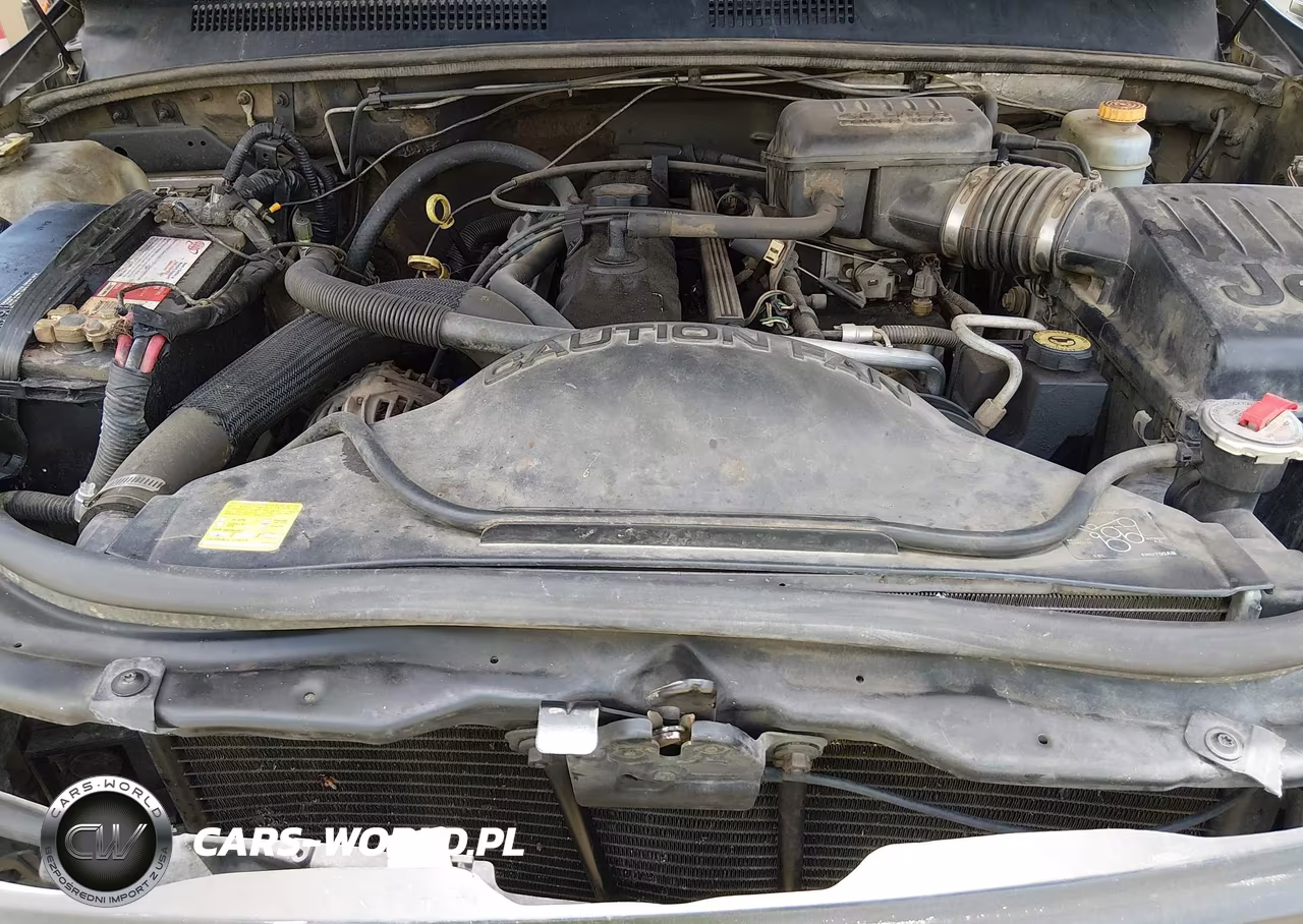 2004 Jeep Grand Cherokee Laredo VIN:1J8GW48S84C116201 - 10