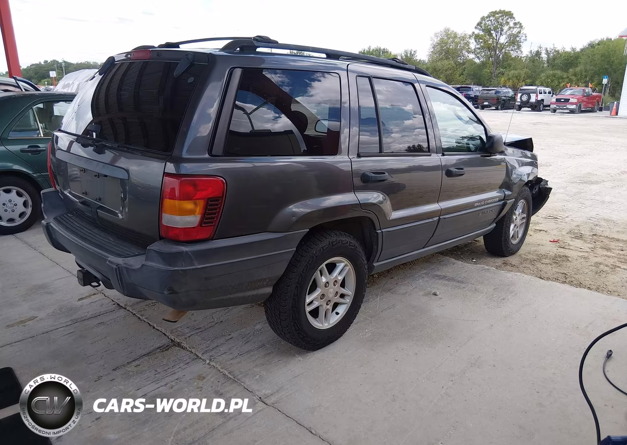 2004 Jeep Grand Cherokee Laredo VIN:1J8GW48S84C116201 - 4