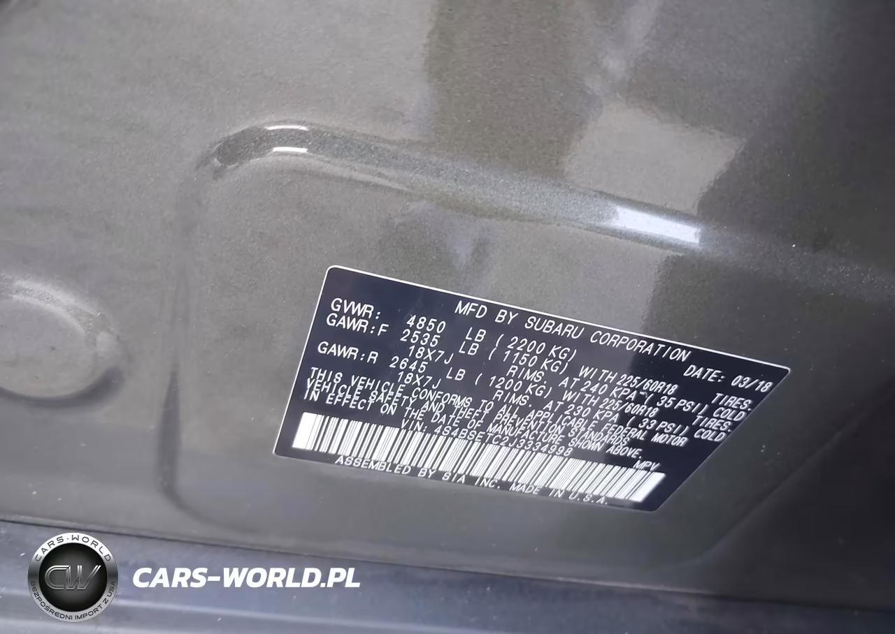 2018 Subaru Outback 3.6R Touring VIN:4S4BSETC2J3334998 - 9